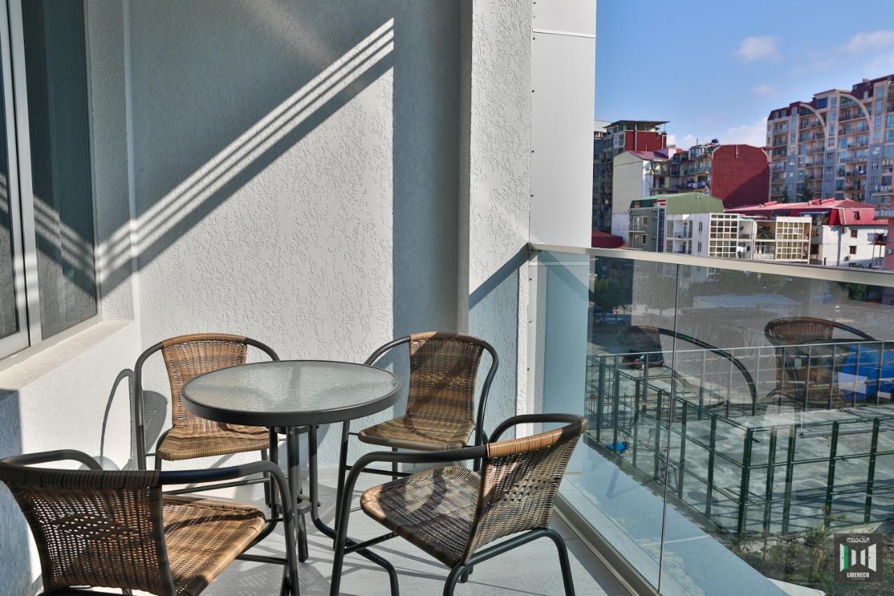 באטומי Libereco Aparthotel מראה חיצוני תמונה