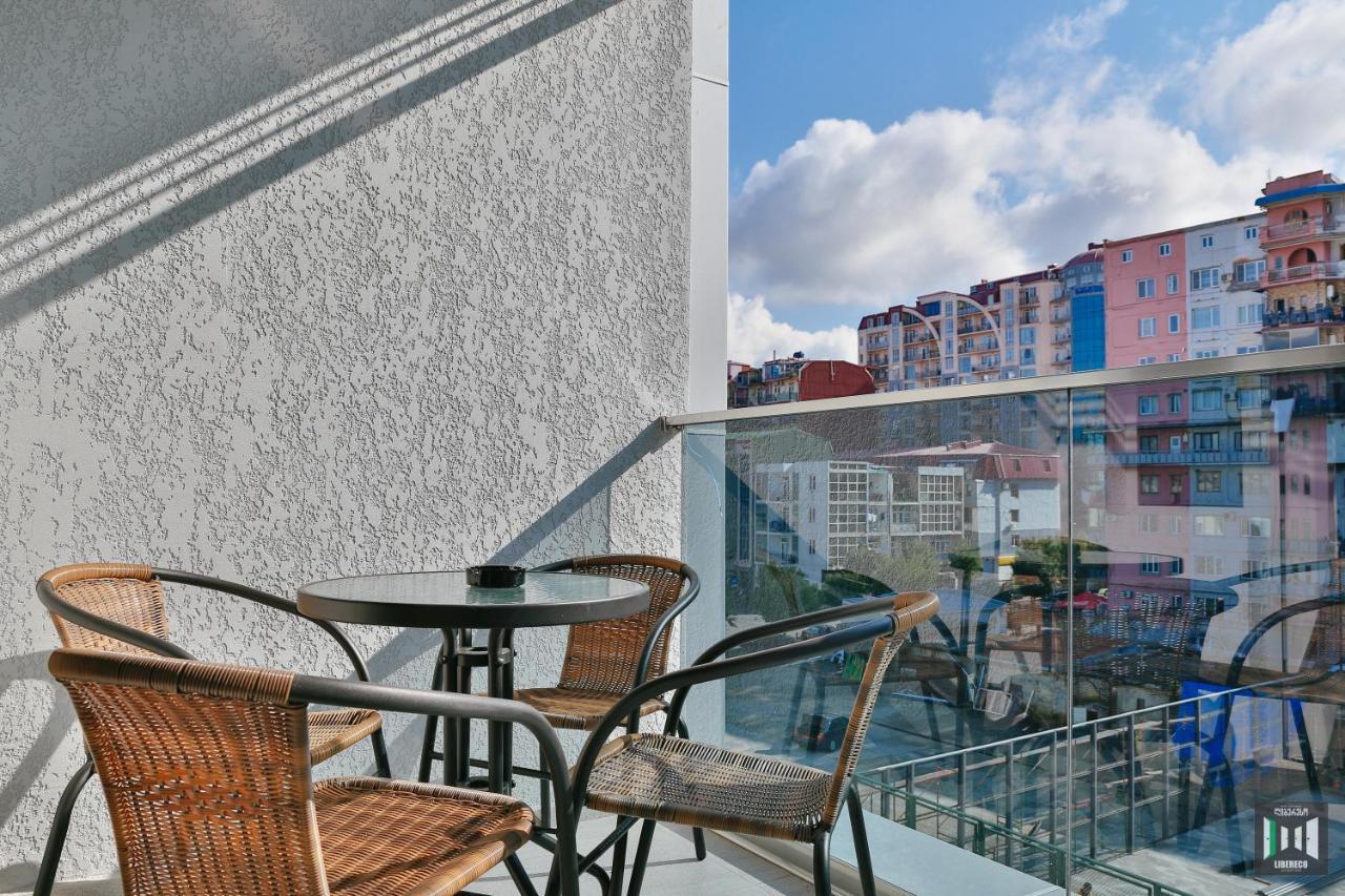 באטומי Libereco Aparthotel מראה חיצוני תמונה